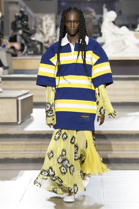 fw22 louis vuitton|Louis Vuitton dresses 2022.